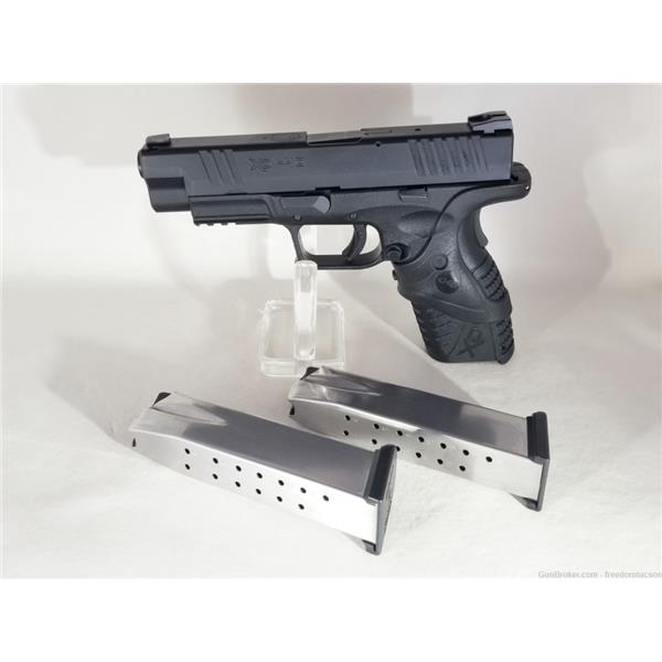 .40 S&W SPRINGFIELD ARMORY XDM-40 40S&W XD With CT Lasergrip & All Original Gear 706397877309 XDM9202HCSP