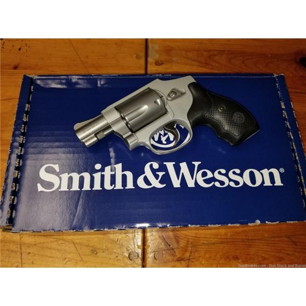 .38 Special +P Smith & Wesson / S&W and 642-1 Airweight no lock spl + P >> Like new 2 inch " barrel