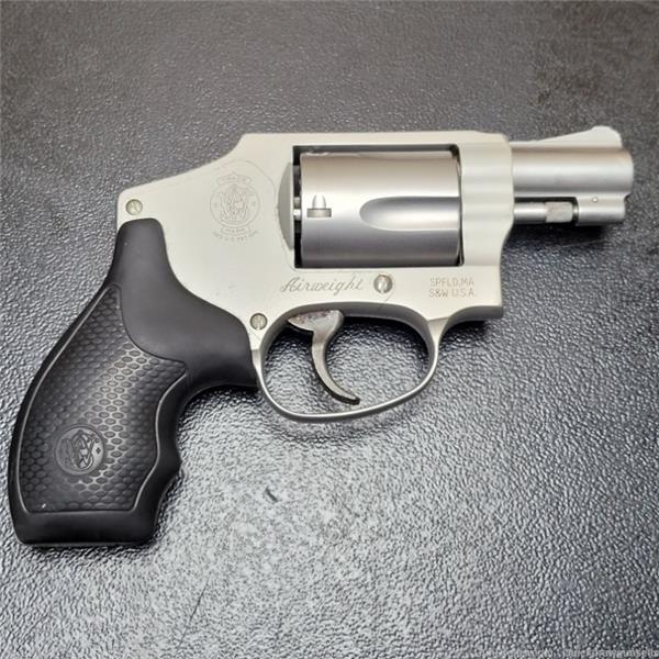 .38 Spl. Smith & Wesson / S&W SMITH WESSON AIRWEIGHT 642 642-2 38spl 5 SHOT