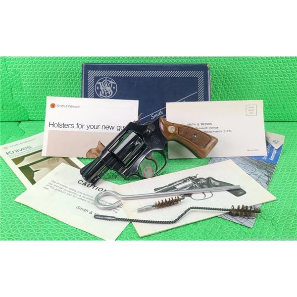 .38 Spl. Smith & Wesson / S&W 36 Chiefs Special * SQUARE BUTT 38 Spl in ORIGINAL BOX