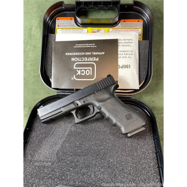 .40 S&W G22C Glock 22C Compensated Gen 3 40 One 15 Round Mag Factory Case LB6-540 4 inch " barrel