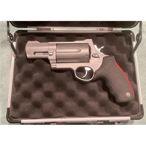 TAURUS Stainless 3" M513 Raging Judge .45 Colt, .454 Casull, 410 EXCELLENT 3 inch " barrel