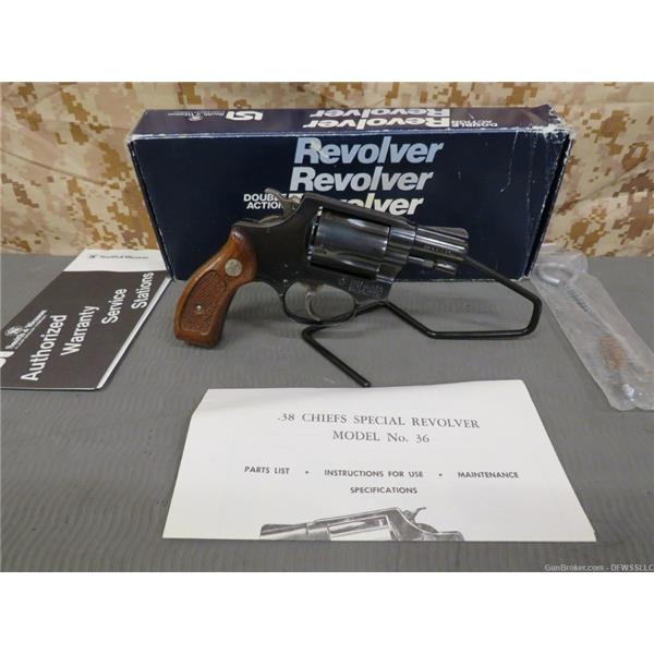 .38 Spl. Smith & Wesson / S&W PENNY! SMITH WESSON MODEL 36, SPL, W/ 2" BARREL!!