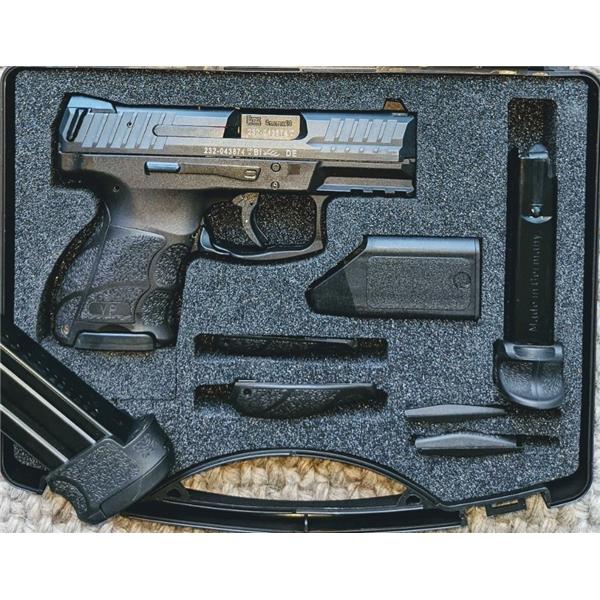 9mm Luger Heckler & Koch / H&K VP9SK Night Sights 99% LNIB NO RESERVE 642230256262 3 inch " barrel 700009K-A5