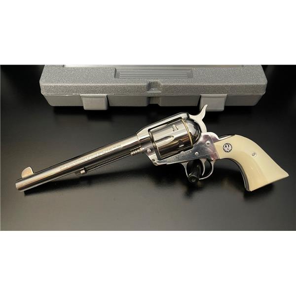 Ruger / Sturm, & Co. Vaquero .45 Colt Stainless 7 1/2" *FACTORY HI-GLOSS SS*, 2004, NIB inch " barrel