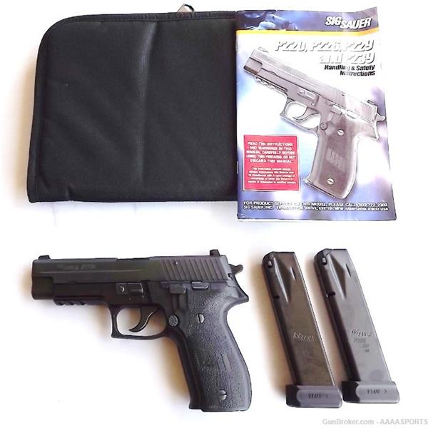 .40 S&W SIG SAUER MODEL P226 SEMI AUTO CAL. 40 4.25" BARREL NIGHT SIGHTS 4 inch " barrel