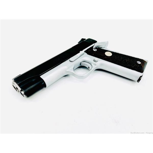 .45 ACP 1911 Combat Commander 1977 Colt Government Mark IV Series 70 lightweight 5 inch " barrel