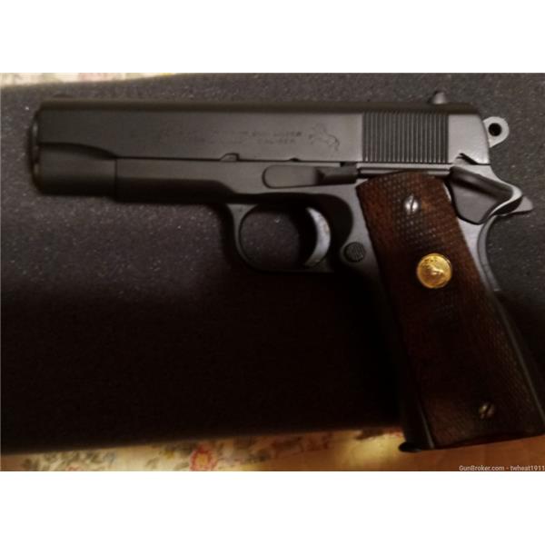 9mm Luger 1911 Combat Commander Colt combat commander series 70 9 mm n/ r 4 inch " barrel