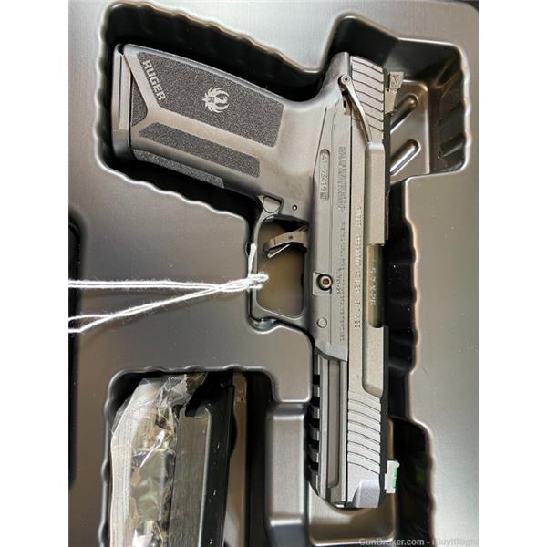 Ruger-57 Ruger / Sturm, & Co. NEW 57 5.7x28mm Semi-Auto Handgun Two 10 Round Mags LB7-047 4 inch " barrel
