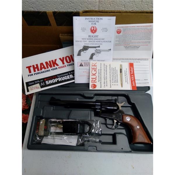 .22 LR Single-Six Ruger / Sturm, & Co. Single Six .22LR - MAGNUM High Gloss Blue 6 inch " barrel