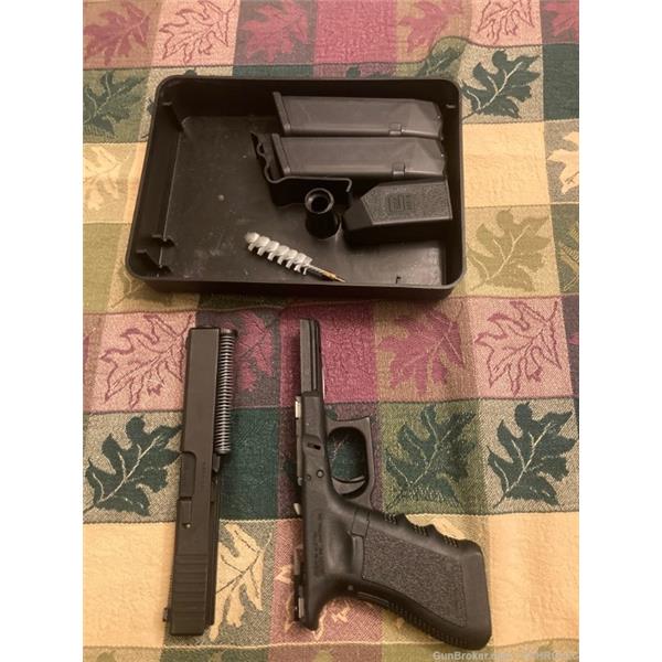.40 S&W Glock 22, G22, Gen 3 4 inch " barrel