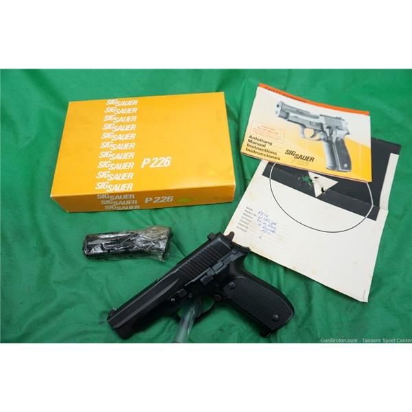 9mm Luger West German Sig Sauer 226 P226 9 15-Round $.01 Start - No Reserve