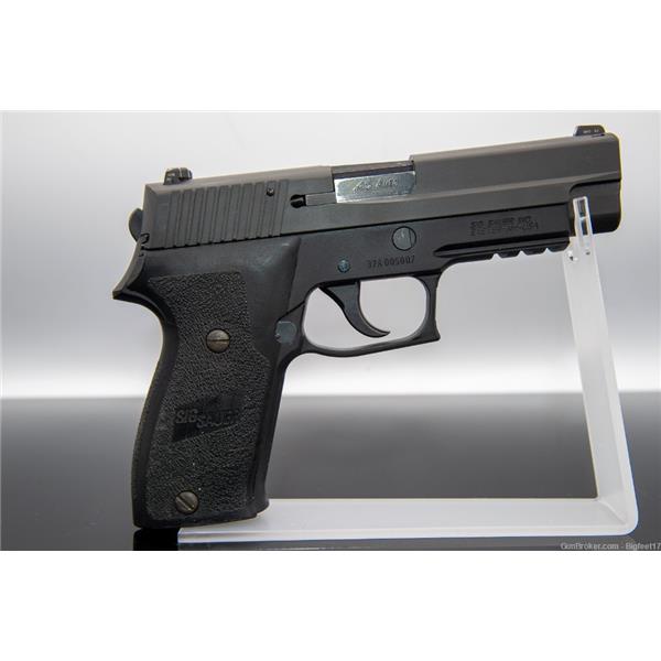 .45 ACP SIG Sauer P220 .45ACP with one magazine