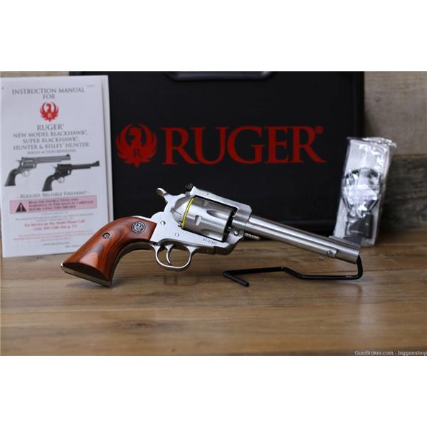 .44 Mag. Ruger / Sturm, & Co. Super Blackhawk in Rem Mag With 5.5"Brl NIB! 00811 736676008117 5 inch " barrel