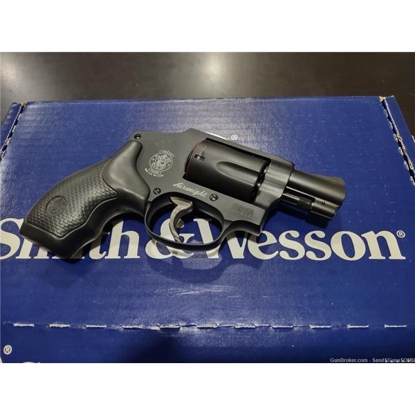 .38 Spl. Smith & Wesson / S&W LOOK! SMITH WESSON M442 AIRWEIGHT 38SPL HAMERLESS REVOLVER NEW!