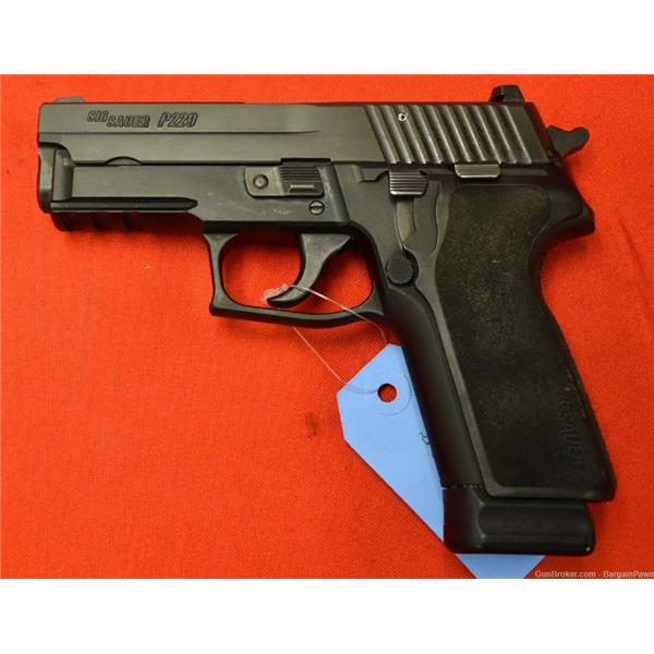 9mm Luger Sig Sauer Inc P229-1 rail 1-17rd mag E2 grip 229 15+2 229-1 117249 - 115113 3 inch " barrel