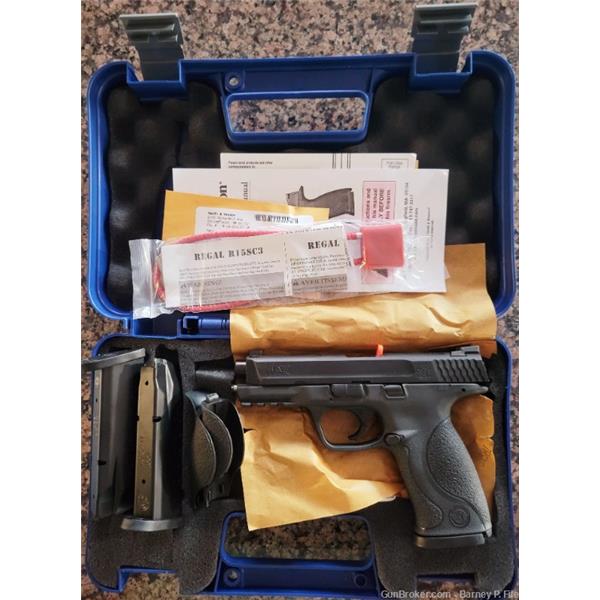 M&P40 Smith & Wesson / S&W M&P Full Size .40 15+1 4.25" Pistol Tritium N/S - New OS 022188127324 4 inch " barrel 309700