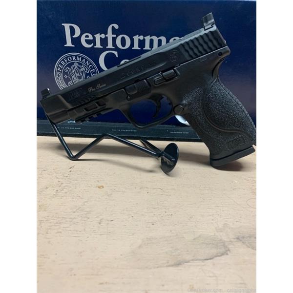 .40 S&W M&P 40 Smith & Wesson / 2.0 Pro Series C.O.R.E 2- 15 round mags 5 inch " barrel 11829