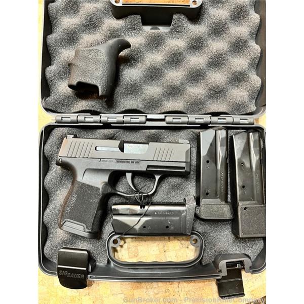 9mm Luger Sig sauer p365 w/ night sights & 4 magazines sig subcompact