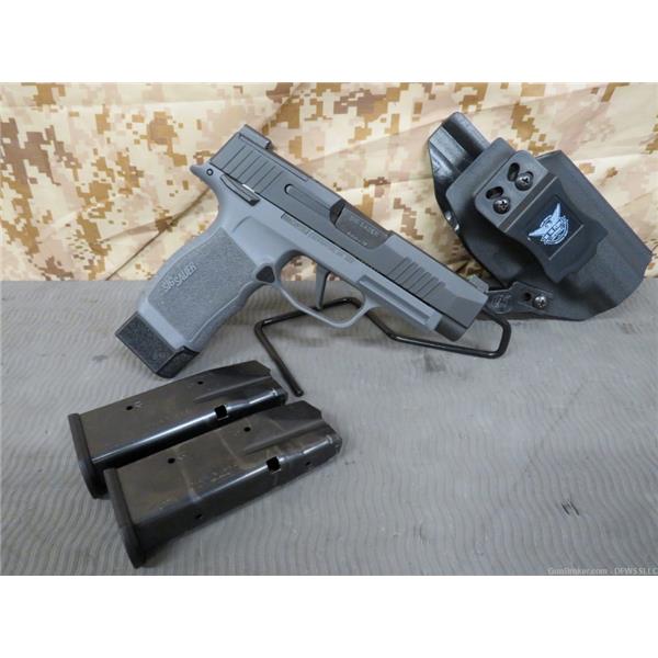 9mm Luger P365 XL Sig Sauer PENNY! SIG P365XL, 9MM, W/ 3.7" BARREL, VERY NICE!!