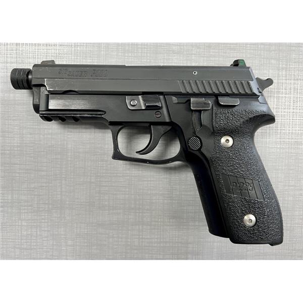 9mm Luger Sig Sauer P229 3 Mags Threaded Factory Barrel German Suppressor Ready 4 inch " barrel