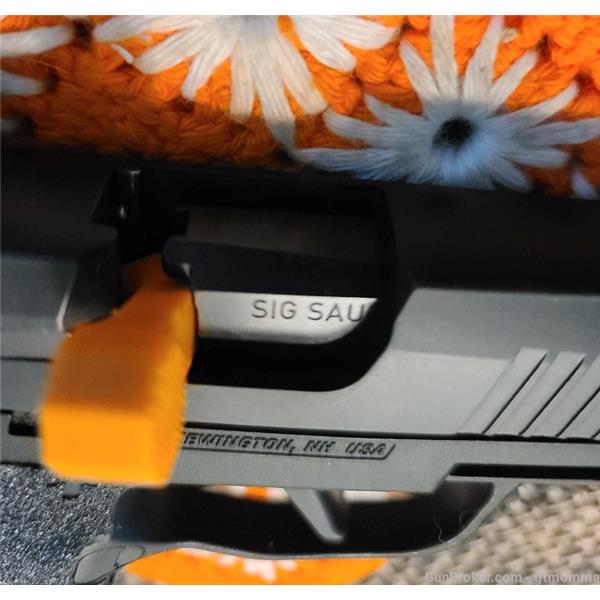 9mm Luger P365 XL Sig Sauer super nice 365 with a Holoson 4 inch " barrel