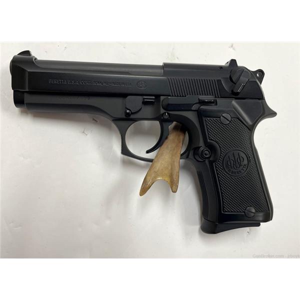 9mm Luger 92 Compact *EXCELLENT* BERETTA 92FS COMPACT, 9MM. 3-DOT SIGHTS 5 inch " barrel