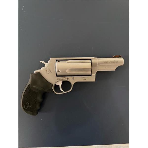.45 LC/.410 Taurus judge 45LC/410 GA stainless steel 3 in barrel great condition 2 inch "