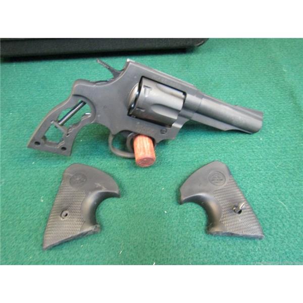 Rock Island Revolver M200 Single/Double 38 - 51261 - Rias1261