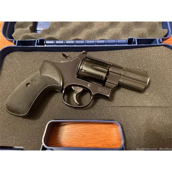 SMITH WESSON MODEL 329 NIGHT GUARD New and Used Price, Value, & Trends 2024