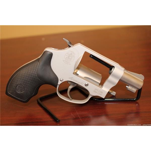 MODEL 637  Smith & Wesson