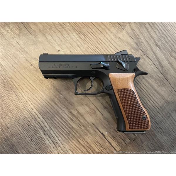 ISRAEL WEAPON INDUSTRIES IWI JERICHO 941 FS9 STEEL FRAME New and Used