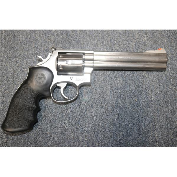 SW 686 New and Used Price, Value, & Trends 2024