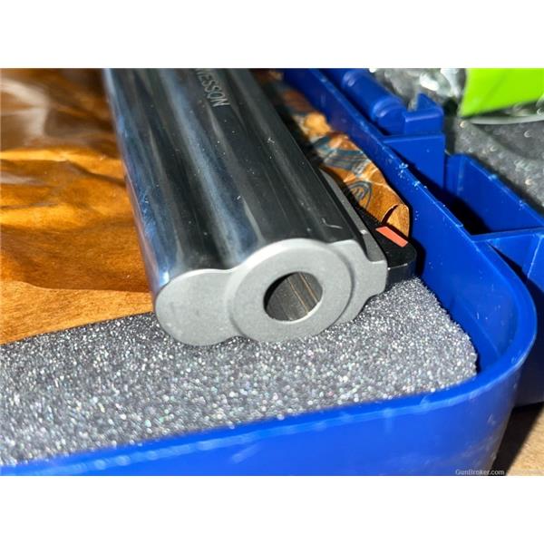 SW 686 New and Used Price, Value, & Trends 2024