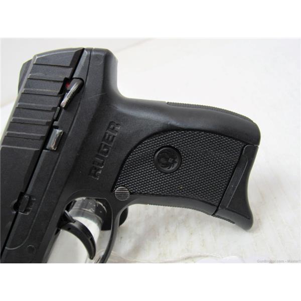 Right-Hand Shoulder Holster For Ruger EC9S 9mm – Adjustable & Lightweight