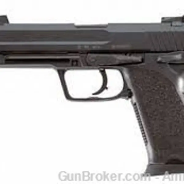 USP 40 TACTICAL New and Used Price, Value, & Trends 2025