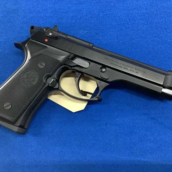 Beretta 92F ガスガン ブラック Amazon | 東京マルイ No5 M92F ミリタリーモデル 18歳以上ガス