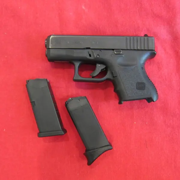 GLOCK26（グロック26） Happy Friday; Baby Glock 26 : r/Glock26