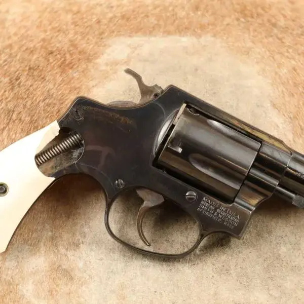 NEW CHIEFS SPECIAL リボルバー DISCONTINUED] MODEL 36 CLASSICS | Smith & Wesson