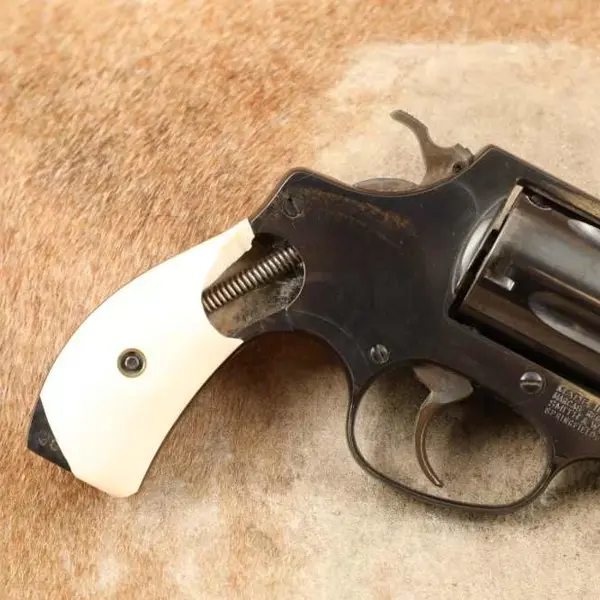 NEW CHIEFS SPECIAL リボルバー Exploring the Iconic S&W Chiefs Special Revolver Model 36