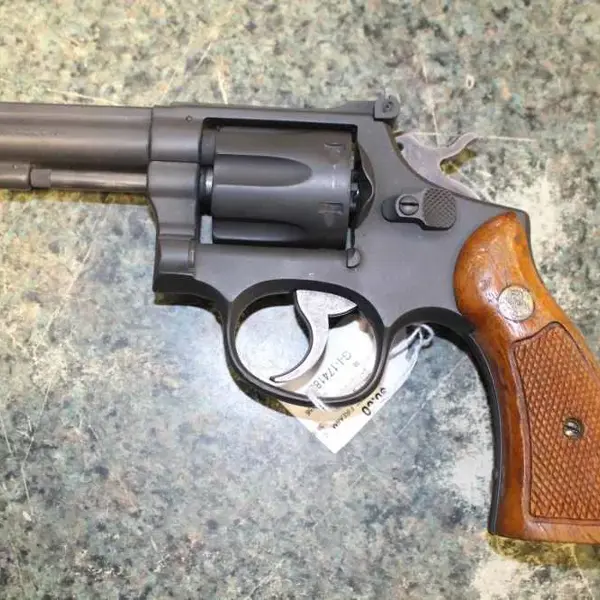 スミス&ウェッソン .38 SPL リボルバー S&W 38 Chief Special Early Square Cylinder Latch Mod 36