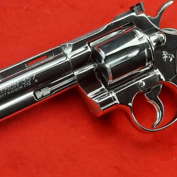トイガン COLT PYTHON357 1979 Colt Python .357 Magnum. 6