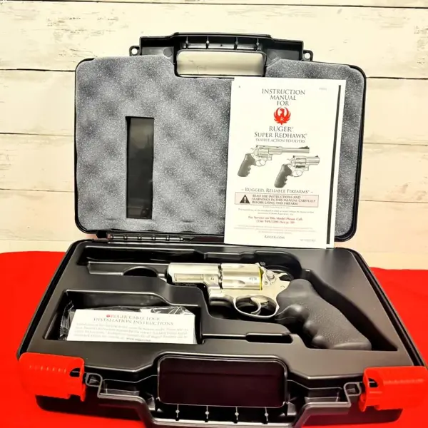 SUPER REDHAWK 44【長期保管品】 SUPER REDHAWK 44【長期保管品】 Ruger® Super Redhawk® Alaskan