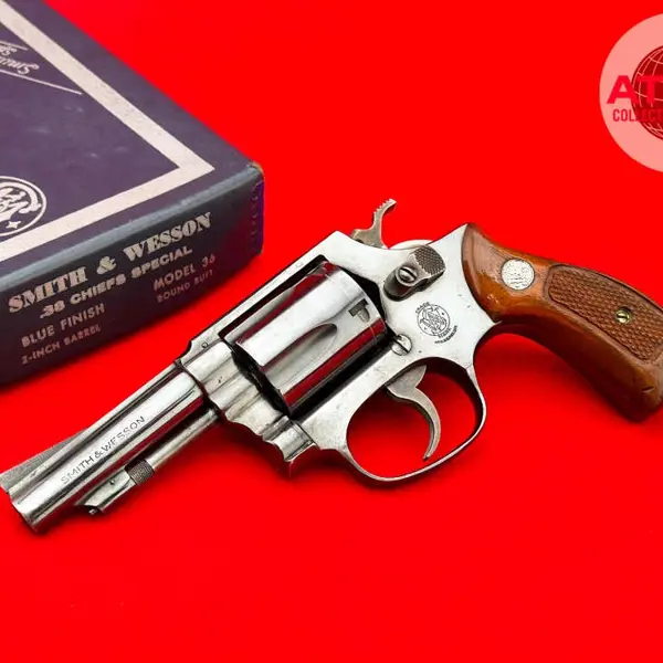 トイガン SMITH & WESSON M36 & M60 CHIEFS SPECIAL Smith & Wesson Model 36 Chief Special - YouTube