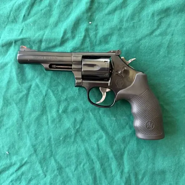 SMITH AND WESSON MODEL 19 New and Used Price, Value, & Trends 2025 SMITH AND WESSON MODEL 19 New and Used Price, Value, & Trends 2025