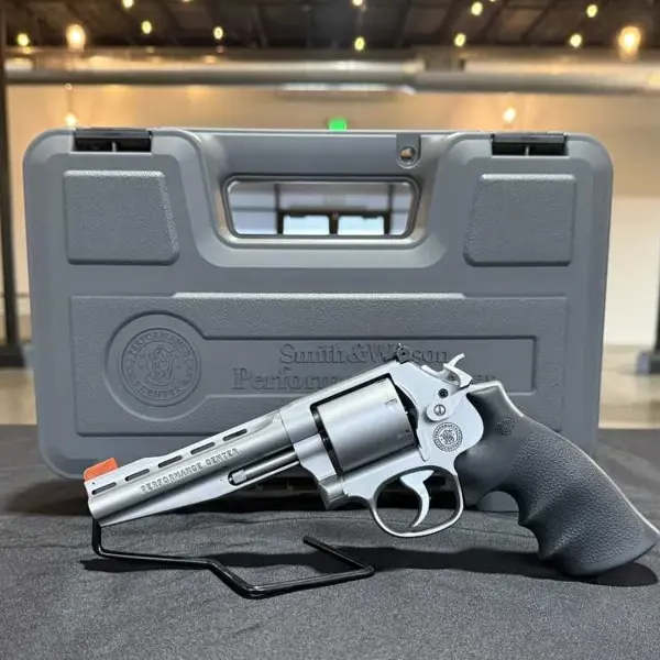 686 PERFORMANCE CENTER New and Used Price, Value, & Trends 2025