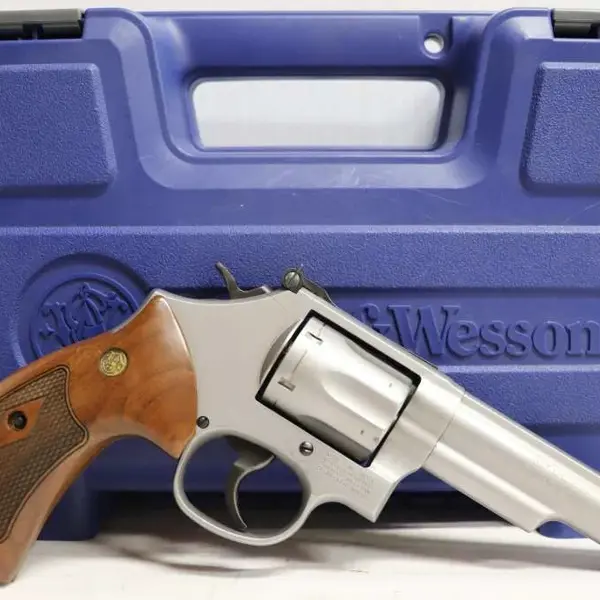 SMITH WESSON 162662 New and Used Price, Value, & Trends 2026