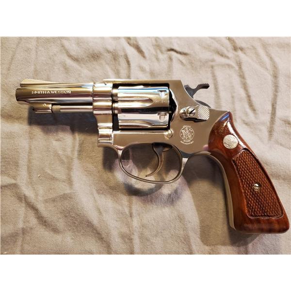 SMITH WESSON 32 REGULATION POLICE New and Used Price, Value, & Trends 2021