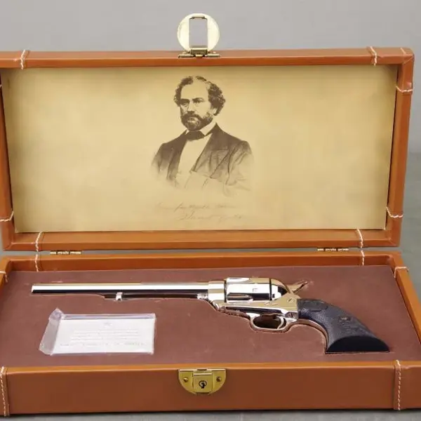 トイガン COLT SAA frontier SIX SHOOTER 40-44 Original U.S. Colt Frontier Six Shooter .44-40 Revolver made in