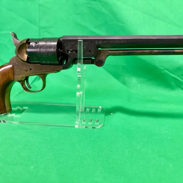 美品✨Colt Navy 1851 モデルガン オクタゴンバレル 51ネイビー 美品✨Colt Navy 1851 モデルガン オクタゴンバレル 51ネイビー 1971